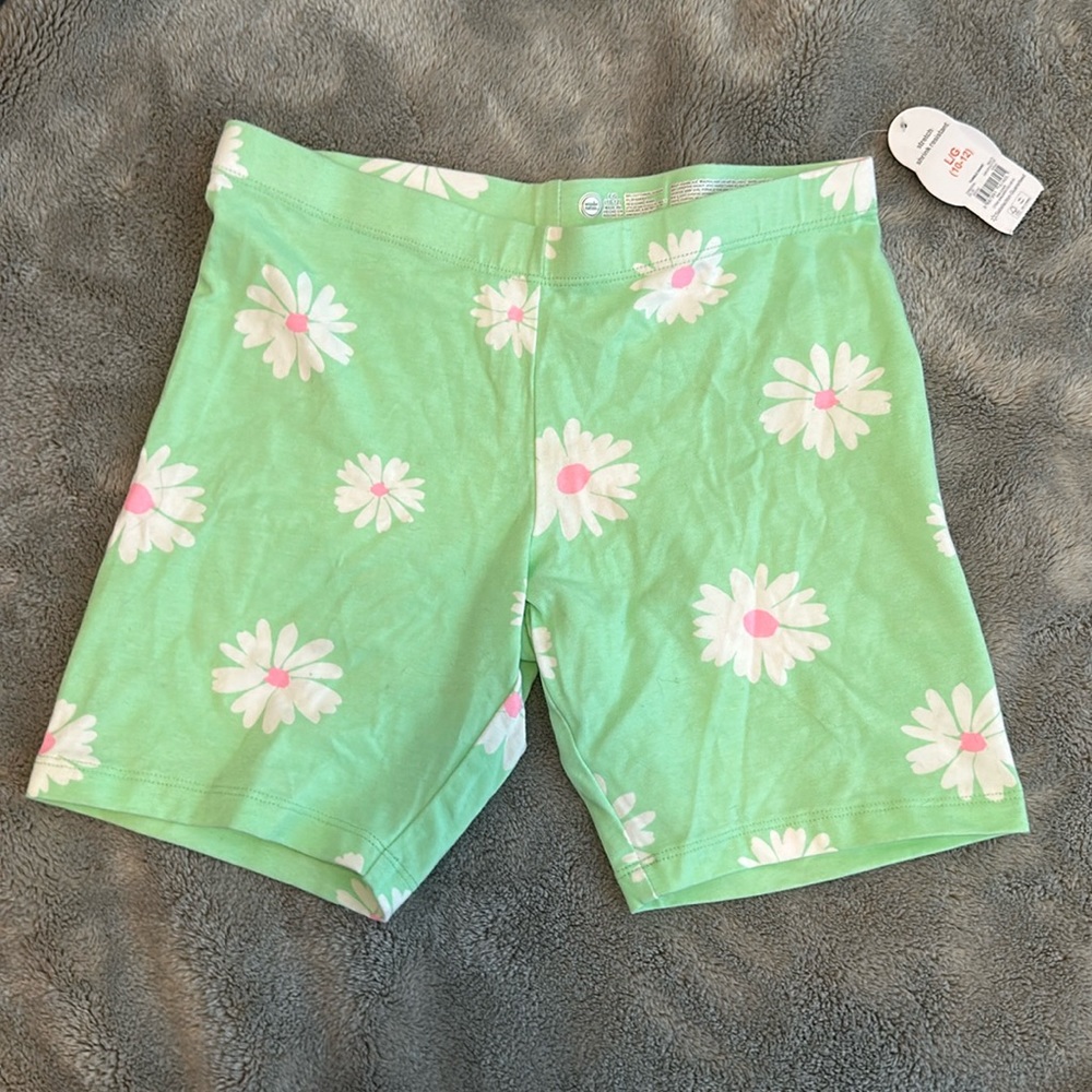New Green Biker Shorts with Daisies
